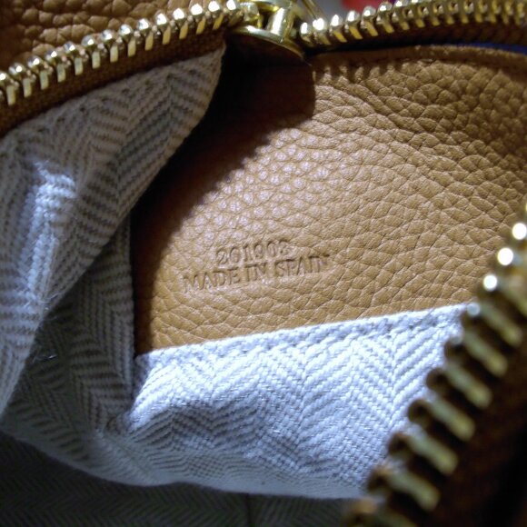 Loewe Puzzle Bag, Brown Pebbled Leather, Gold Hardware, Zip Closures, Crossbody - Picture 2 of 9